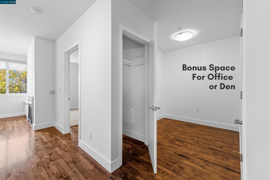 2300 Broadway Oakland, CA 94612 - Photo 10 of 32 a view of bedroom