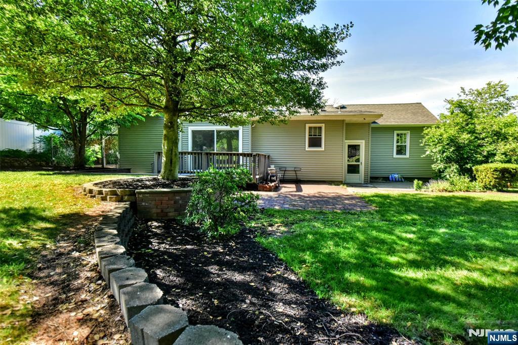 11 Mountain Ridge Drive Wayne, NJ 07470 - Photo 27 of 30