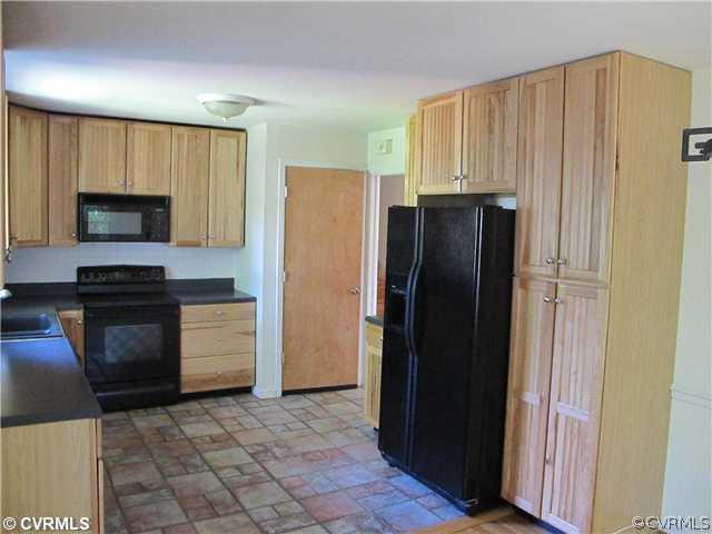 1908 Marroit Road Henrico, VA 23229 - Photo 8 of 12 Kitchen