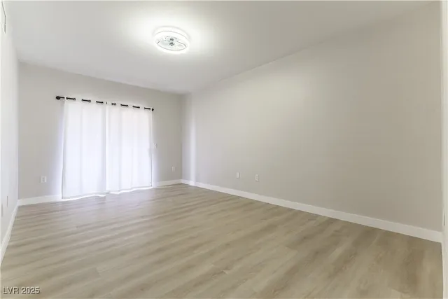 $315,000 | 9303 Gilcrease Avenue, Unit 1215, Las Vegas, NV 89149