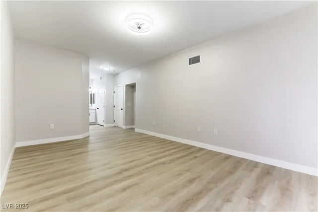 $315,000 | 9303 Gilcrease Avenue, Unit 1215, Las Vegas, NV 89149