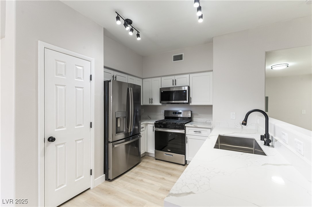 9303 Gilcrease Avenue, Unit 1215 Las Vegas, NV 89149 - Photo 5 of 26 Photo taken prior to owner moving into unit.