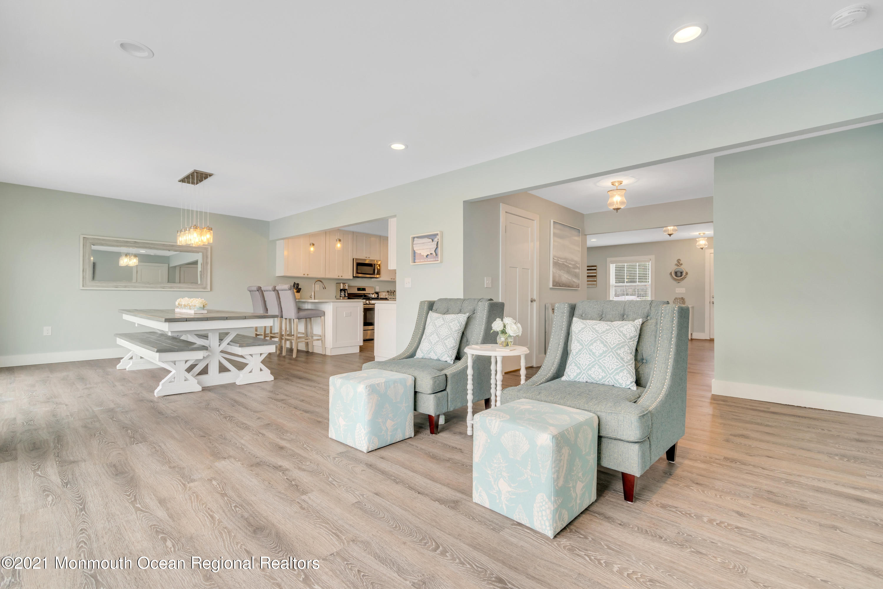 28 Harbor Inn Road Bayville, NJ 08721 - Photo 24 of 52 a living room with furniture and a wooden floor