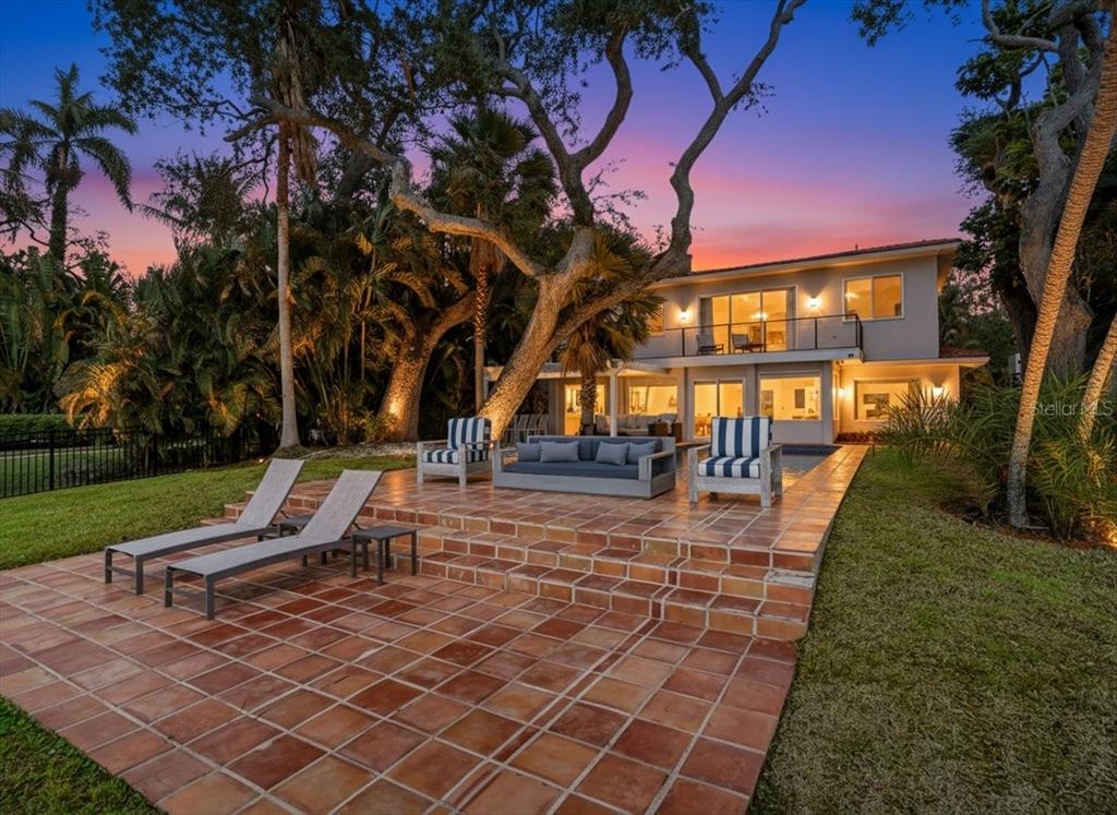 3127 Bay Shore Road Sarasota, FL 34234 - Photo 3 of 78