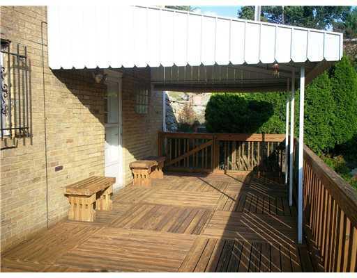 1092 Greentree Road Green Tree, PA 15220 - Photo 11 of 15 Patio/Deck.