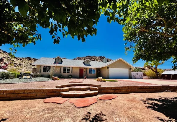 $450,000 | 24212 Kansa Road, Apple Valley, CA 92307