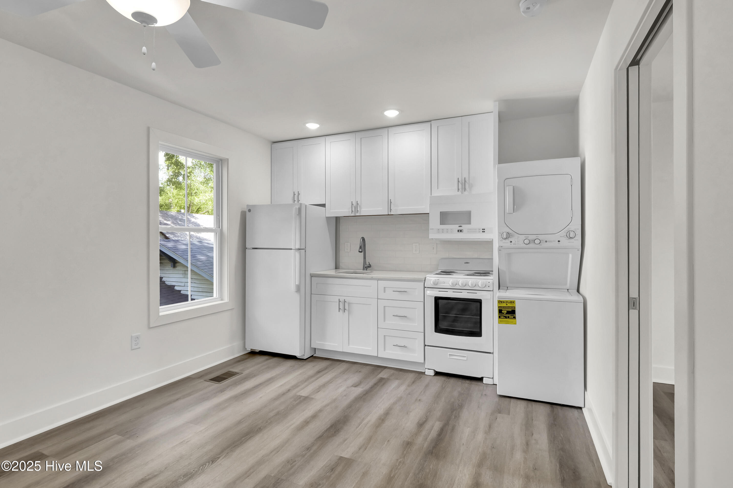 313 Queen Street, Unit A Wilmington, NC 28401 - Photo 5 of 9 P1444872