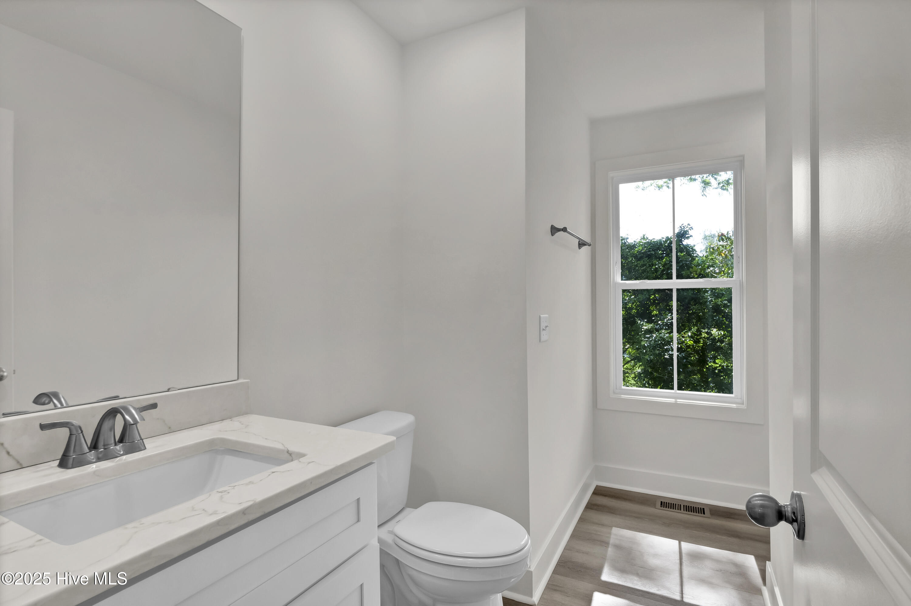 313 Queen Street, Unit A Wilmington, NC 28401 - Photo 6 of 9 P1444882