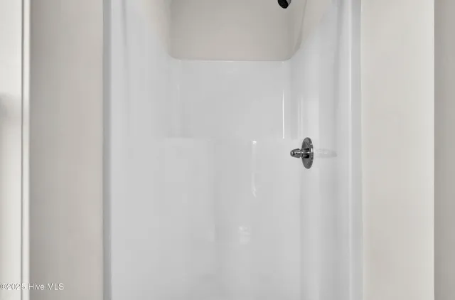 $1,400 | 313 Queen Street, Unit A, Wilmington, NC 28401