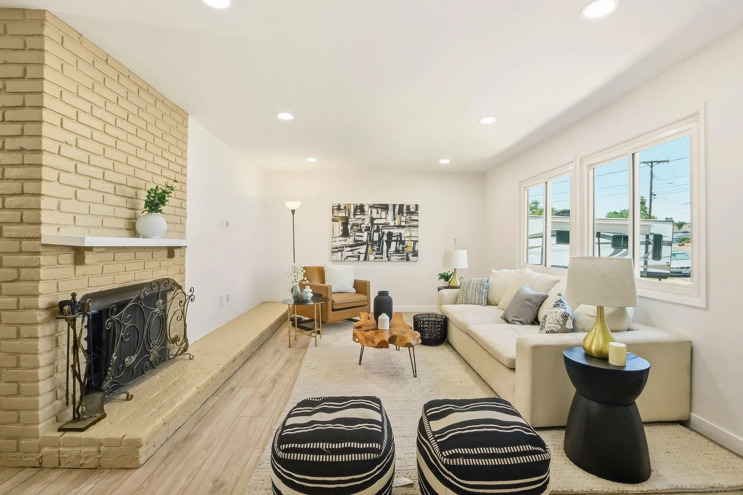 9312 Burning Tree Way Santee, CA 92071 - Photo 6 of 33