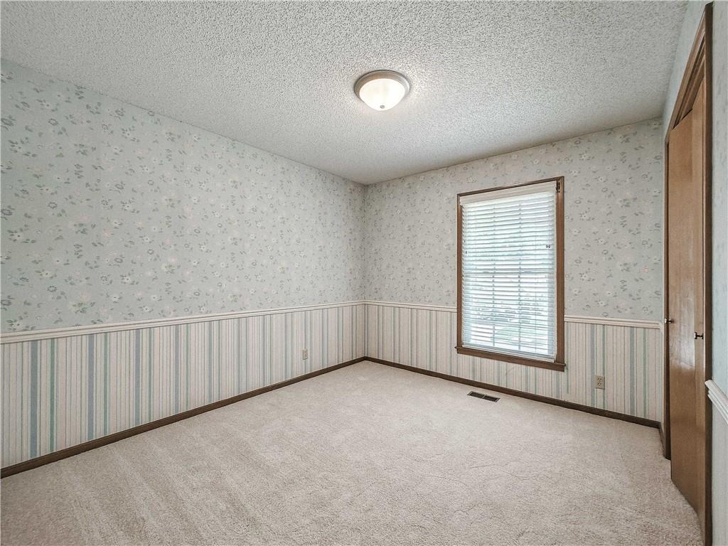 10560 Noland Road Lenexa, KS 66215 - Photo 25 of 44