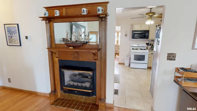 $195,000 | 12202 North Riverview Road, Chillicothe, IL 61523