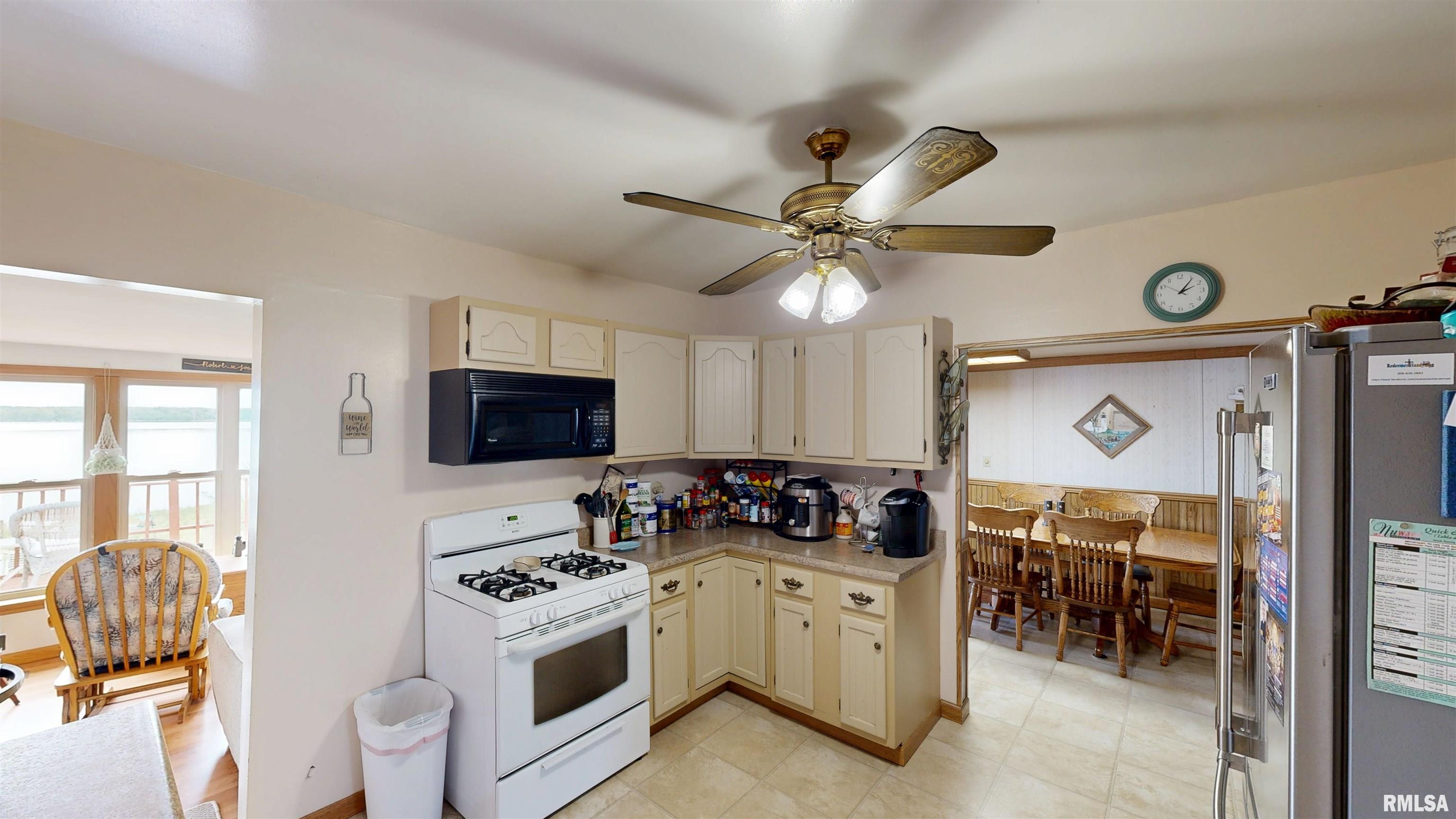 12202 North Riverview Road Chillicothe, IL 61523 - Photo 19 of 47