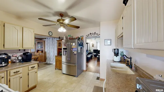 $195,000 | 12202 North Riverview Road, Chillicothe, IL 61523