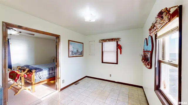 $195,000 | 12202 North Riverview Road, Chillicothe, IL 61523