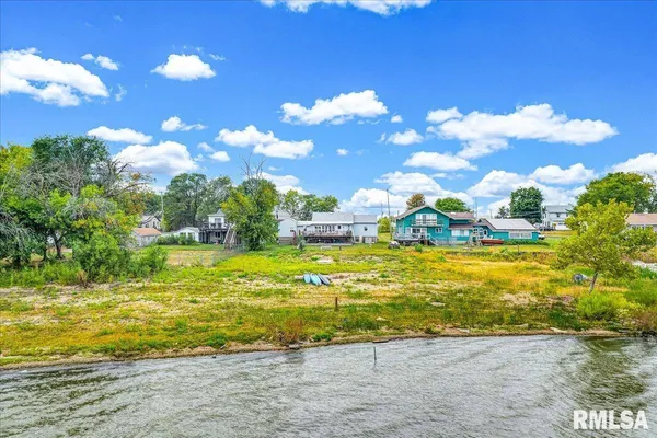 $195,000 | 12202 North Riverview Road, Chillicothe, IL 61523