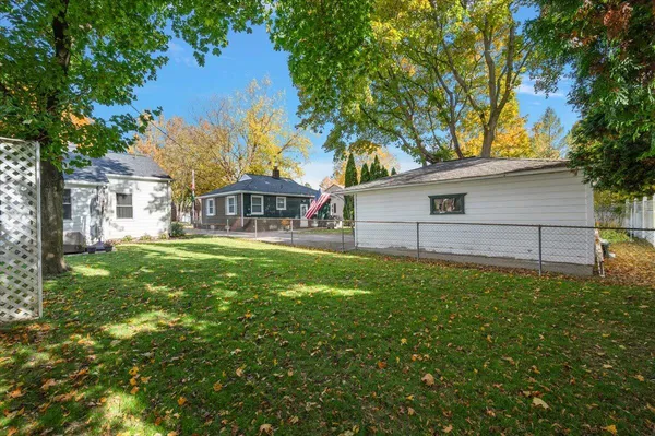 $399,900 | 342 Maywood Avenue, Rochester, MI 48307