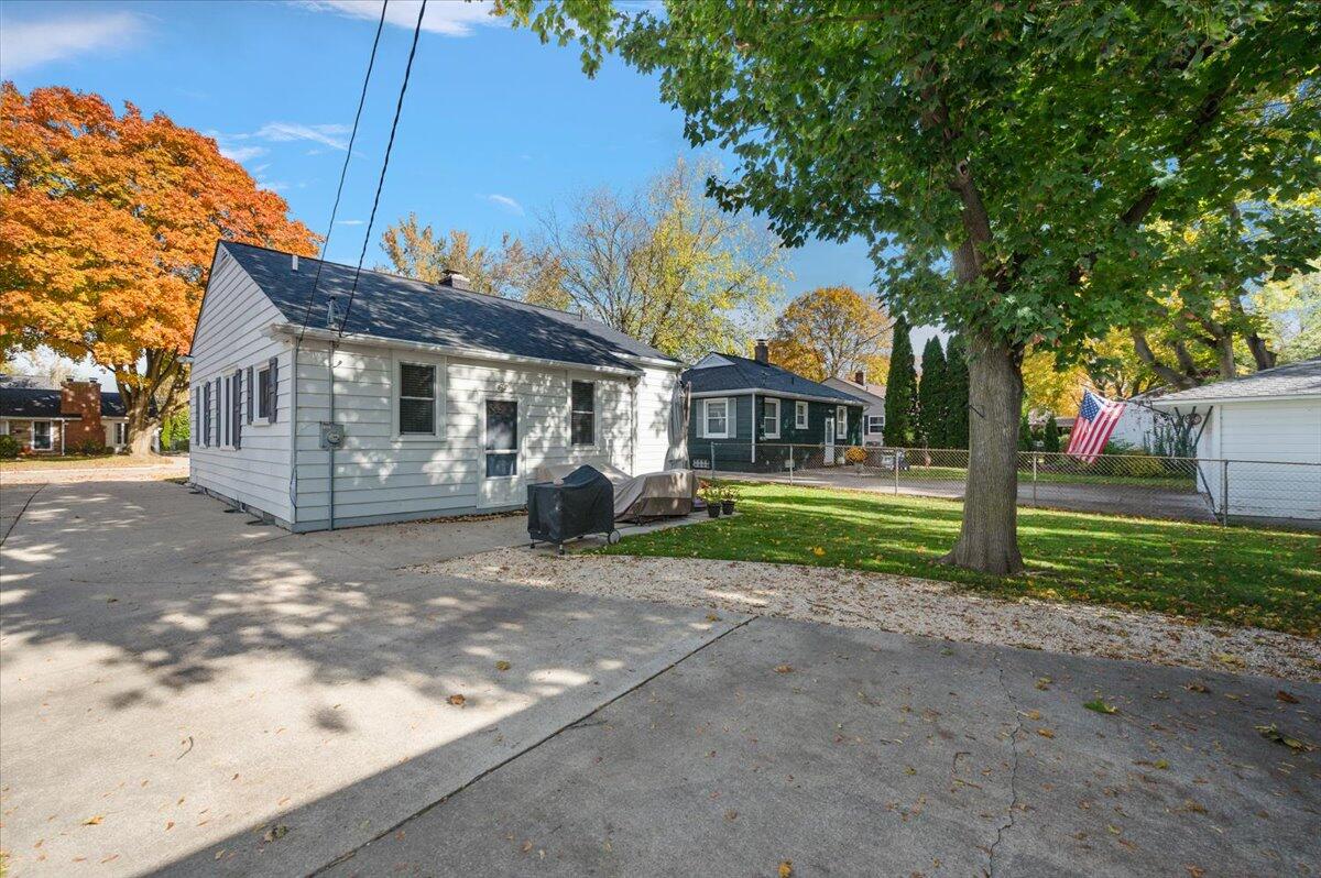 342 Maywood Avenue Rochester, MI 48307 - Photo 18 of 69 32-342 Maywood Avenue-32