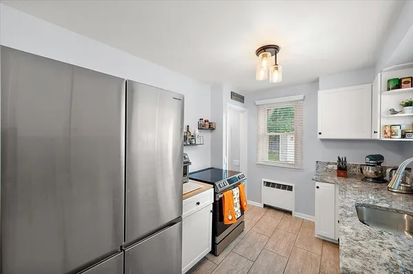 $399,900 | 342 Maywood Avenue, Rochester, MI 48307