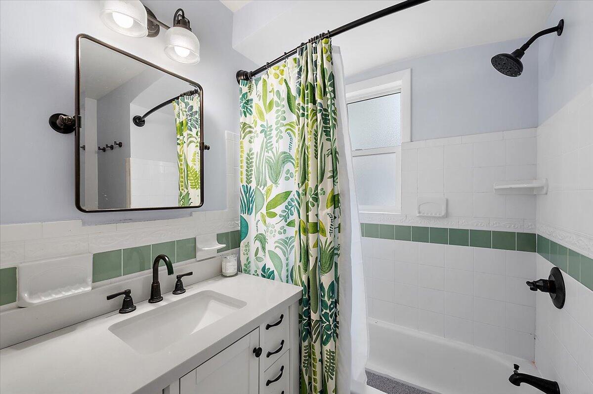 342 Maywood Avenue Rochester, MI 48307 - Photo 41 of 69 55-342 Maywood Avenue-55