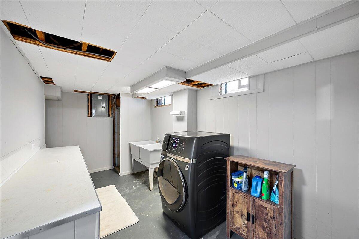 342 Maywood Avenue Rochester, MI 48307 - Photo 47 of 69 61-342 Maywood Avenue-61