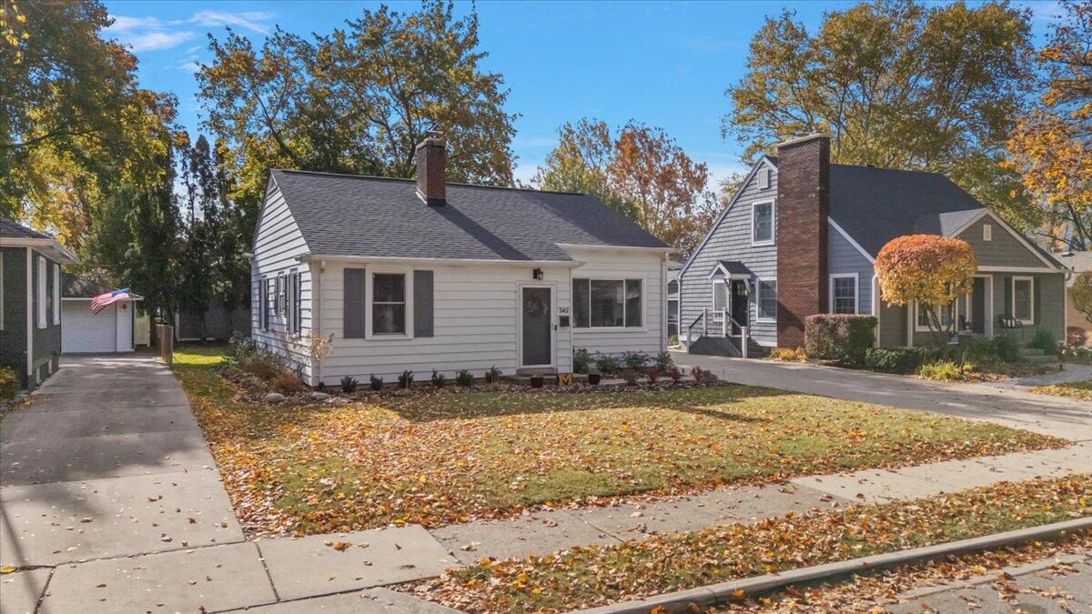 342 Maywood Avenue Rochester, MI 48307 - Photo 59 of 69 04-342 Maywood Avenue-4