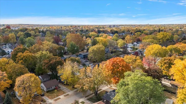 $399,900 | 342 Maywood Avenue, Rochester, MI 48307