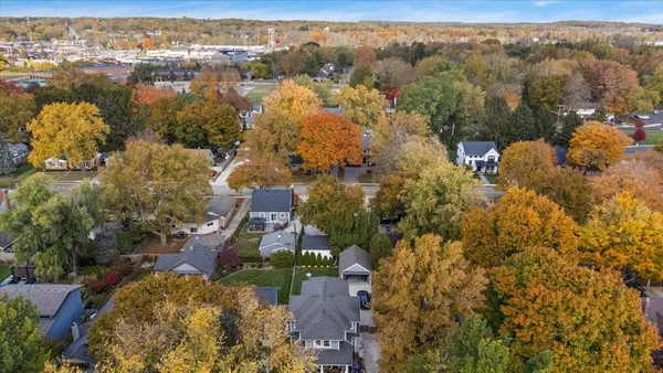 $399,900 | 342 Maywood Avenue, Rochester, MI 48307