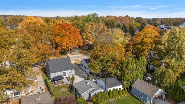 $399,900 | 342 Maywood Avenue, Rochester, MI 48307