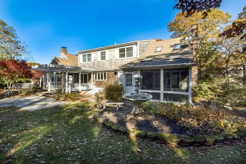 $979,900 | 65 Oakmont Drive, Barnstable, MA 02675