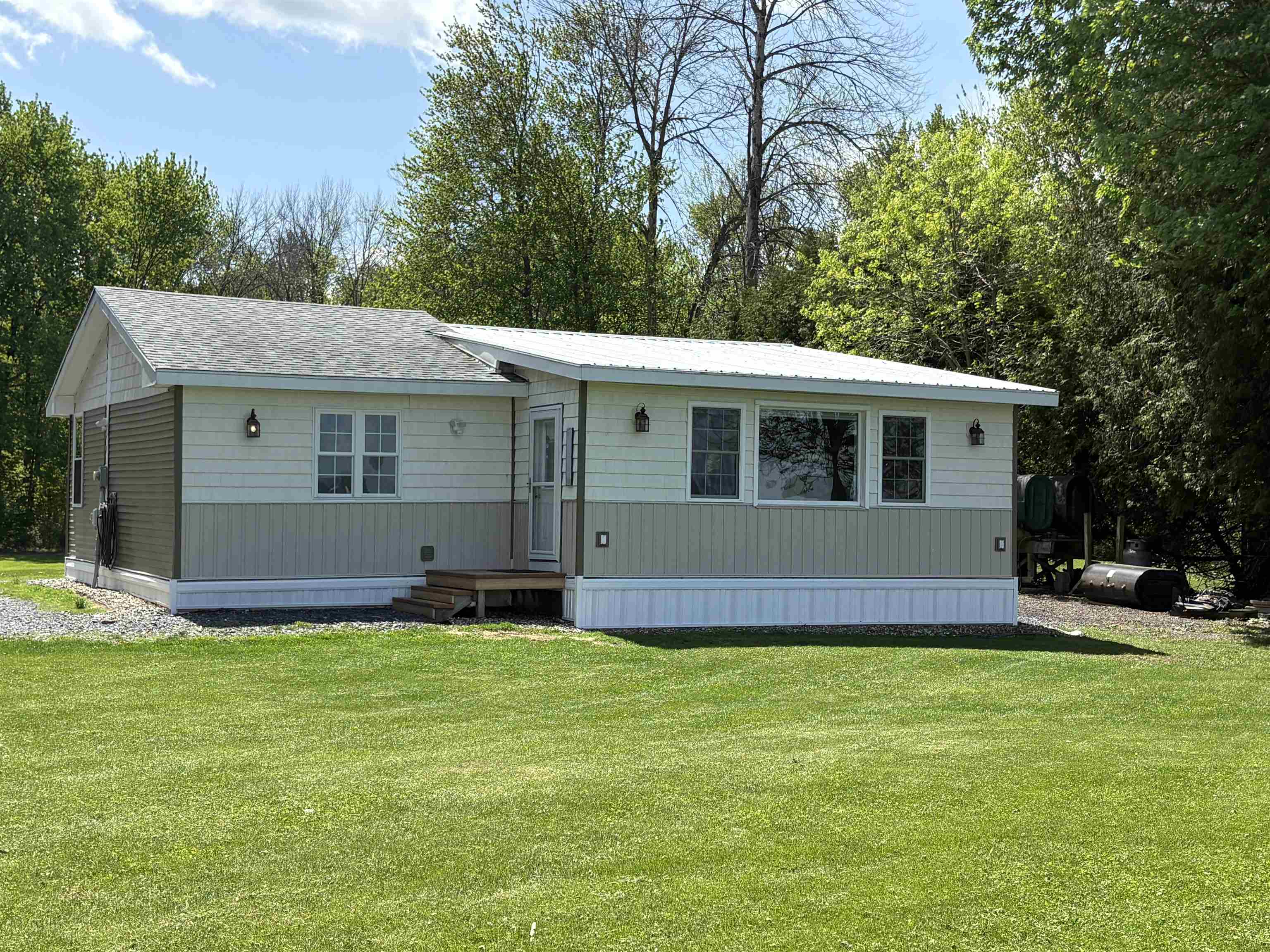 311 Green Point Road North Hero, VT 05474 - Photo 3 of 35