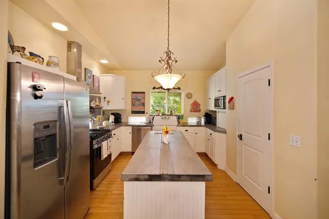 $650,000 | 19170 Tiger Lily Lane, Grass Valley, CA 95945