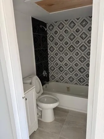 $1,450 | 4141 Northwest 26th Street, Unit 316, Lauderhill, FL 33313