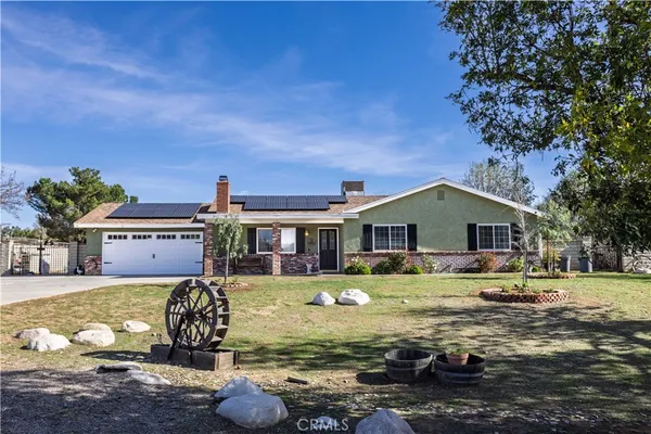 $949,300 | 32924 Acklins Avenue, Acton, CA 93510