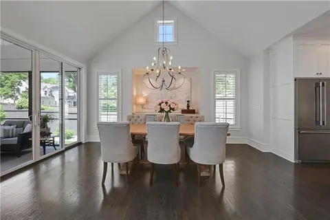 $1,949,000 | 5004 West 70th Street, Prairie Village, KS 66208