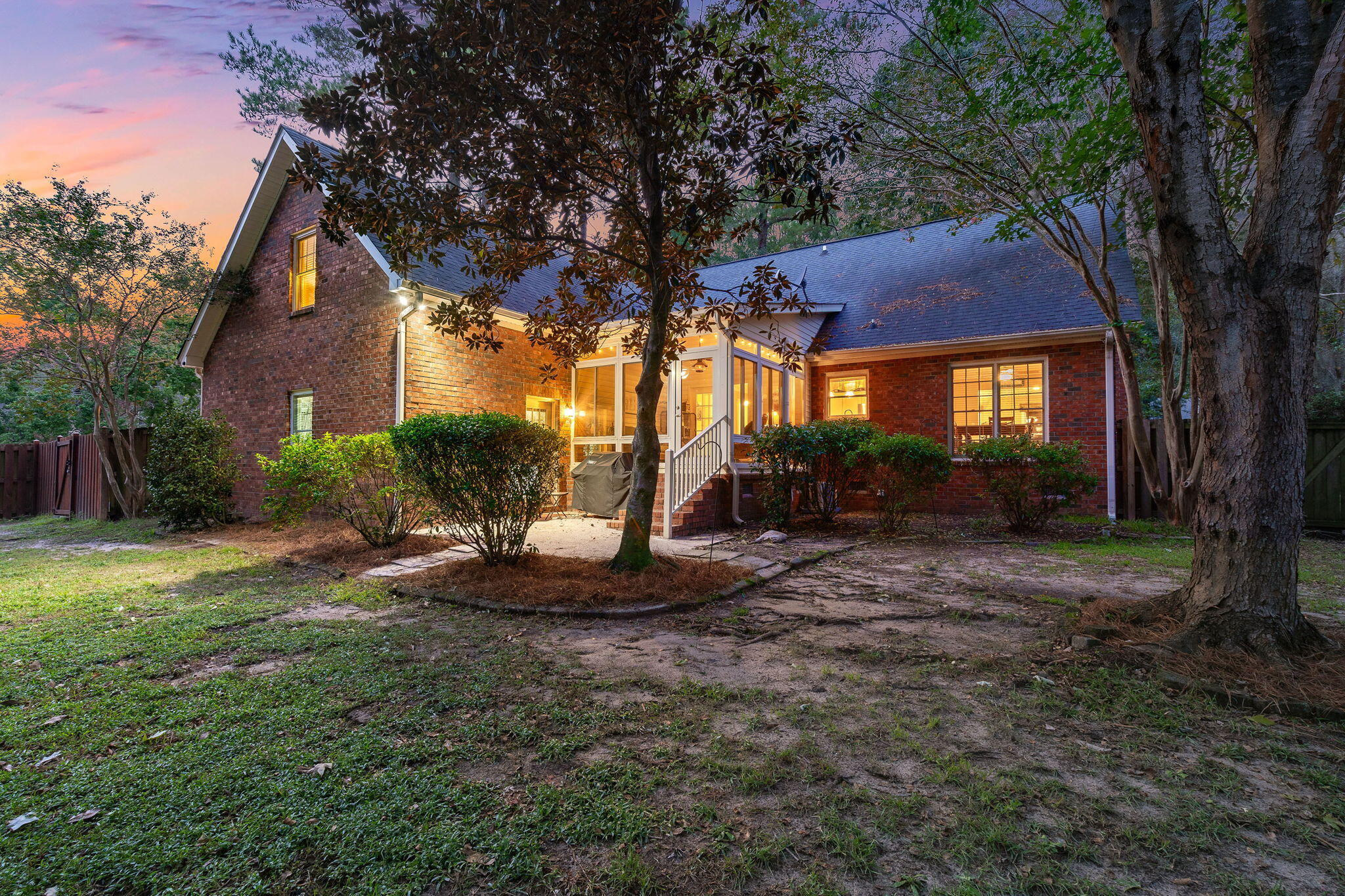 205 Kenilworth Road Summerville, SC 29485 - Photo 42 of 44 Back Yard Views