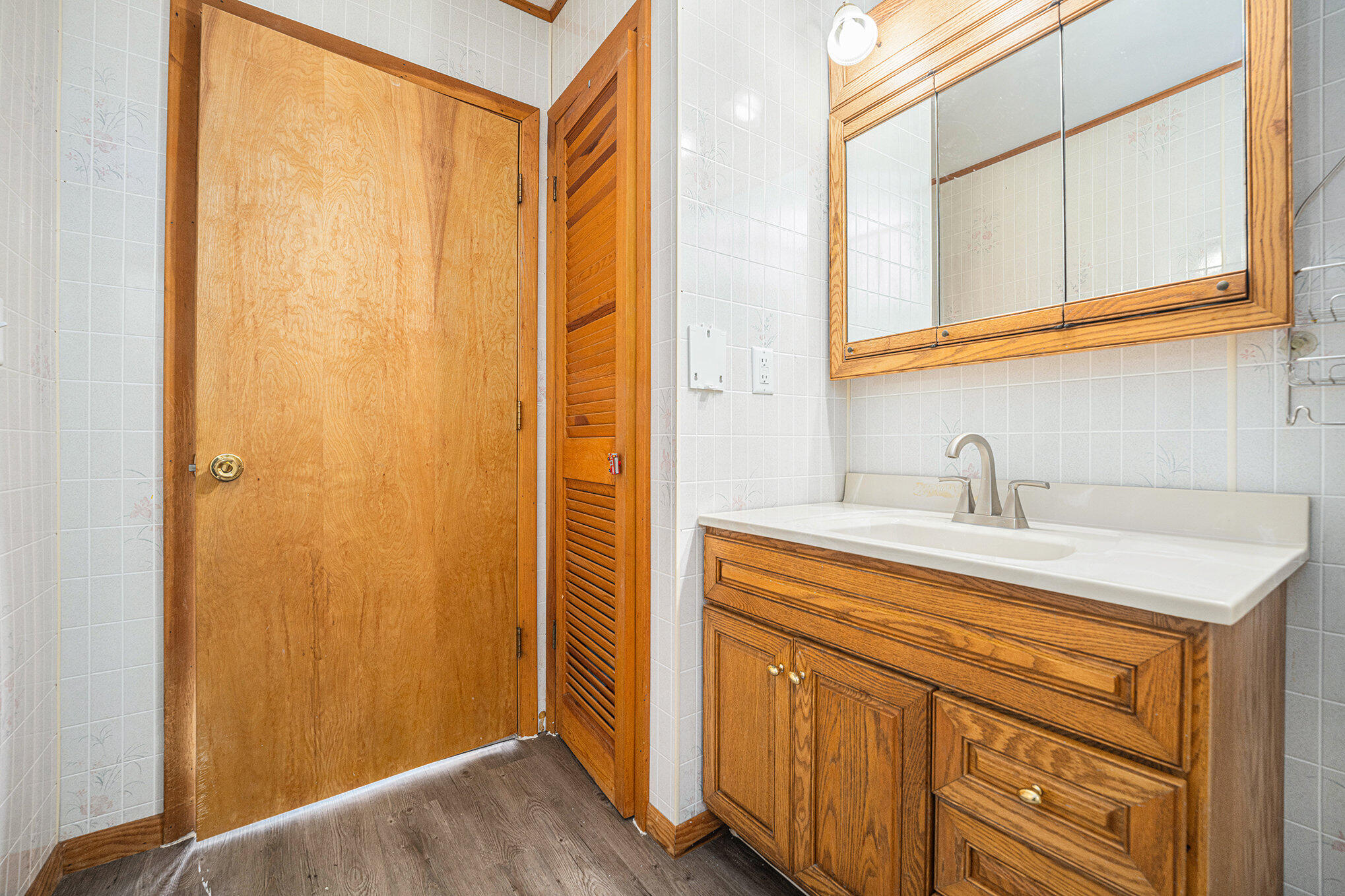 1880 Lincoln Road Allegan, MI 49010 - Photo 17 of 23 Secondary Bath