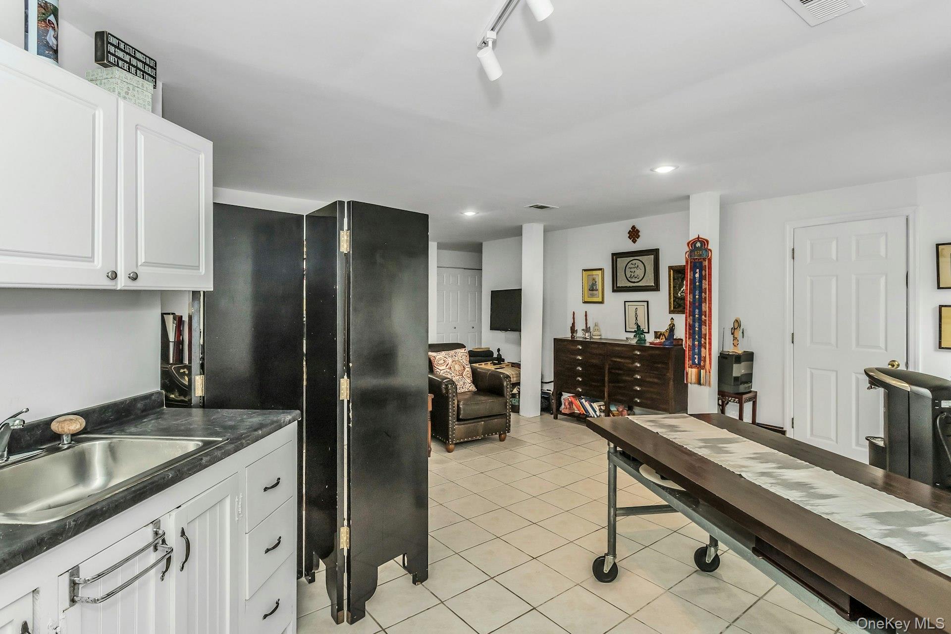 104 B Squiretown Road Hampton Bays, NY 11946 - Photo 21 of 29