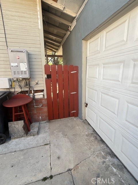 311 North Dwight Avenue Compton, CA 90220 - Photo 15 of 19