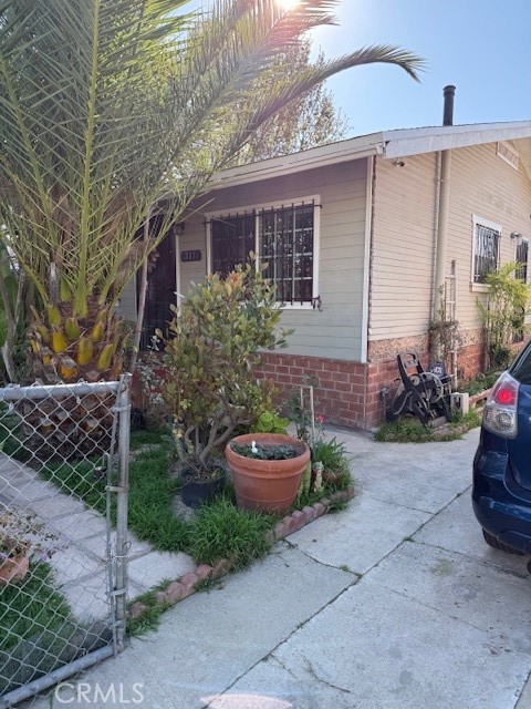 311 North Dwight Avenue Compton, CA 90220 - Photo 18 of 19