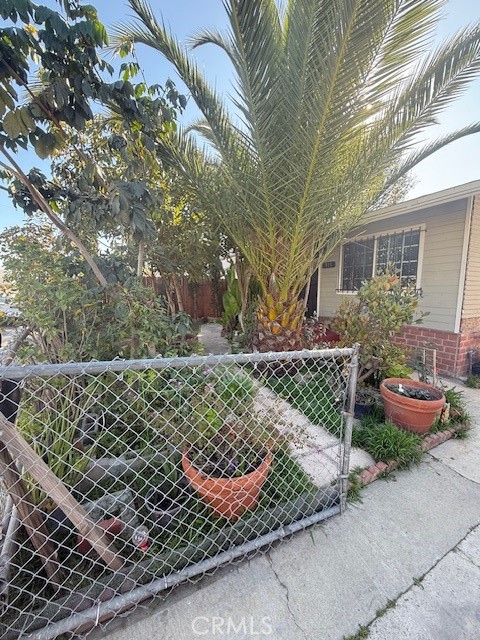 311 North Dwight Avenue Compton, CA 90220 - Photo 19 of 19