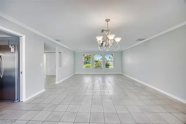 $925,000 | 1066 Clarellen Drive, Fort Myers, FL 33919