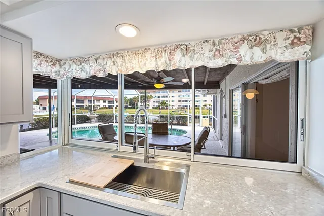 $925,000 | 1066 Clarellen Drive, Fort Myers, FL 33919
