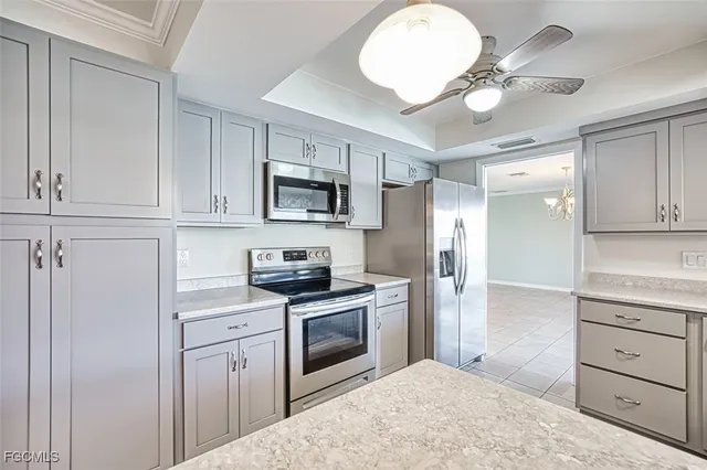 $925,000 | 1066 Clarellen Drive, Fort Myers, FL 33919