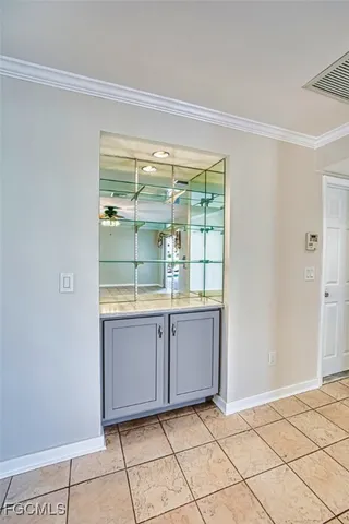 $925,000 | 1066 Clarellen Drive, Fort Myers, FL 33919