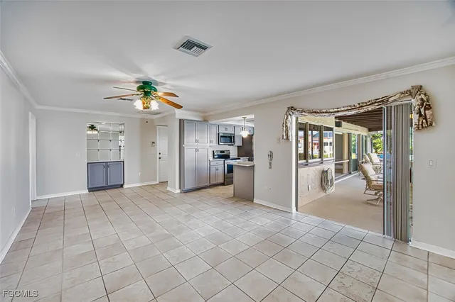$925,000 | 1066 Clarellen Drive, Fort Myers, FL 33919