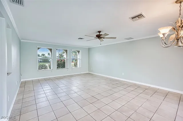 $925,000 | 1066 Clarellen Drive, Fort Myers, FL 33919