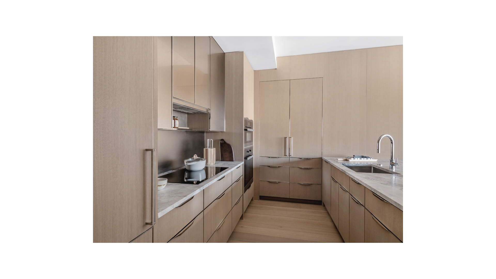 111 West 56th Street, Unit 41K Manhattan, NY 10019 - Photo 9 of 33