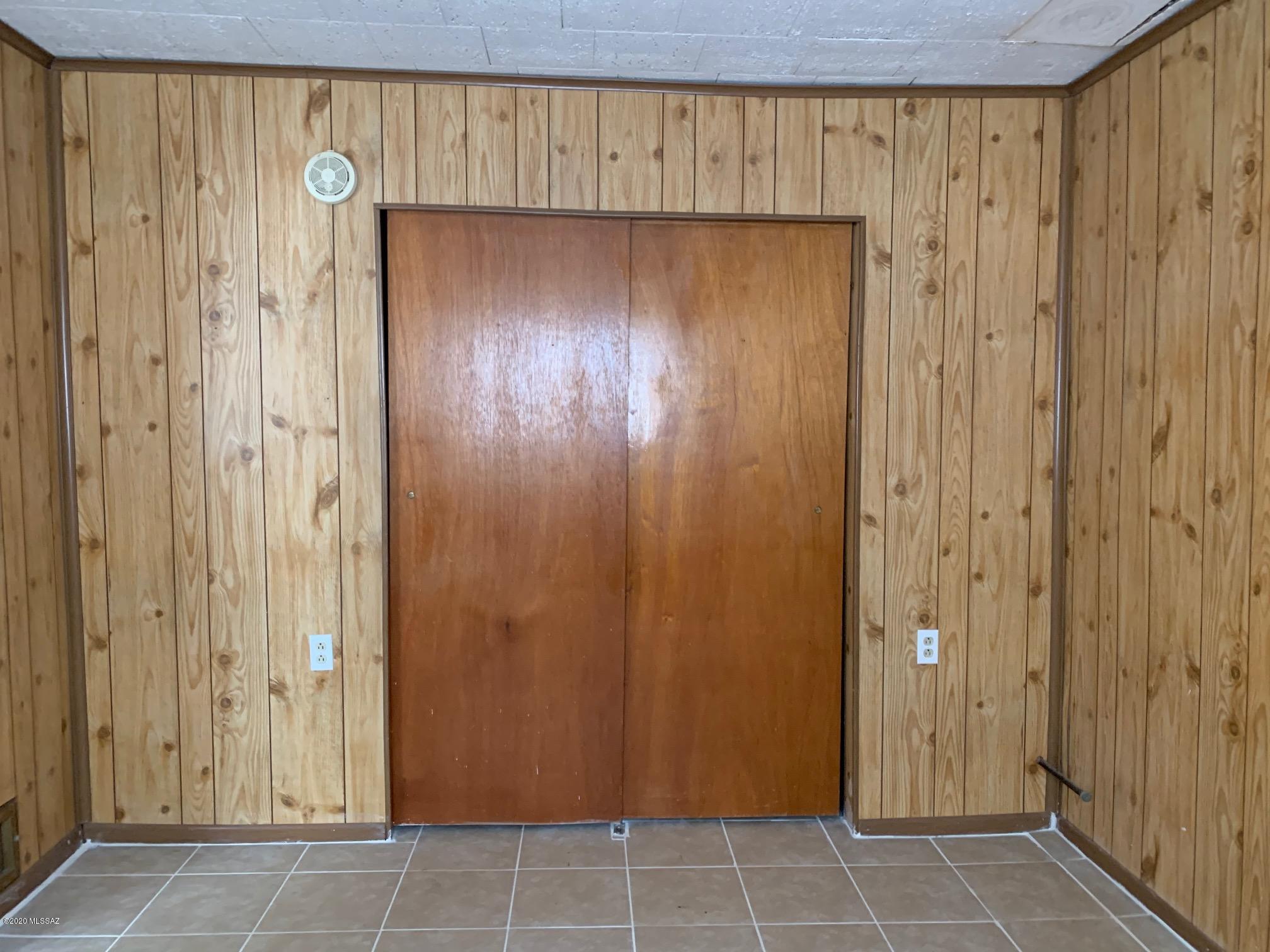681 East McNeil Road Benson, AZ 85602 - Photo 10 of 17