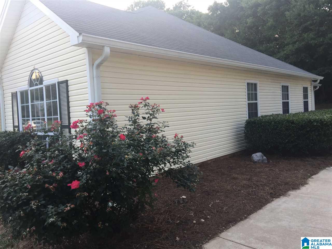 126 Stonehaven Drive Pelham, AL 35124 - Photo 3 of 22